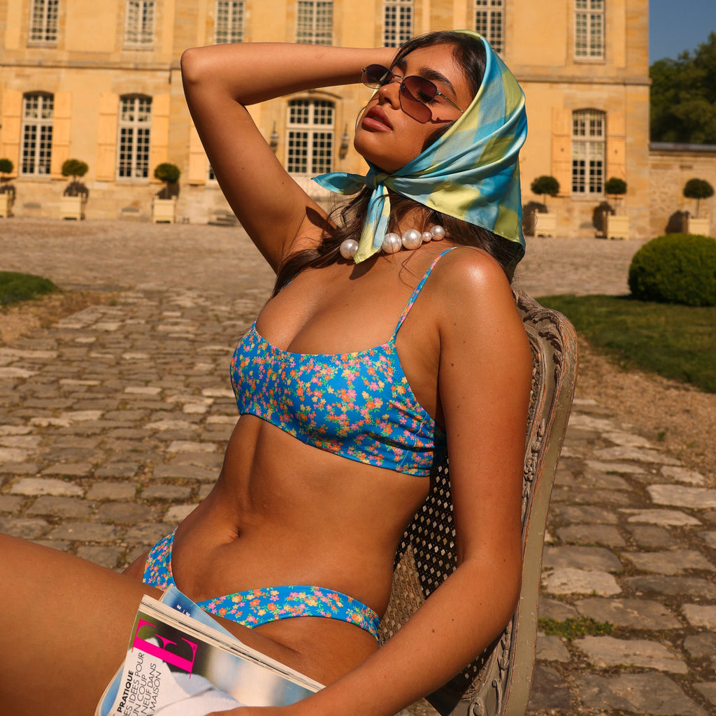 TOP207: Invisible Underwire Crop Bikini Top - La Belle